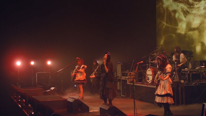 [BD日本演唱会][Band-Maid – Live Tokyo Garden Theater 2023][BDMV 2BD][38.4GB][百度云]插图6