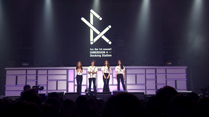 [DB日本演唱会][f(x)日本东京演唱会 f(x) the 1st concert DIMENSION 4 – Docking Station in JAPAN 2016][BDMV][37.9G][百度云]