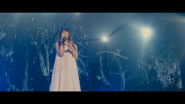 [DB日本演唱会][Aimer Hall Tour 2022 Walpurgisnacht Live at TOKYO GARDEN THEATER [初回生产限定盘] 2022][BDMV][22.3GB][百度云]插图5