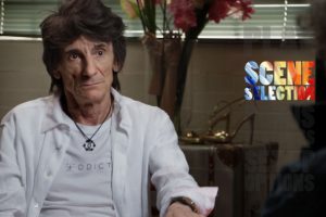 [BD欧美演唱会]Ronnie Wood – Somebody Up There Likes Me 2020[BDMV][31.3G][百度云]